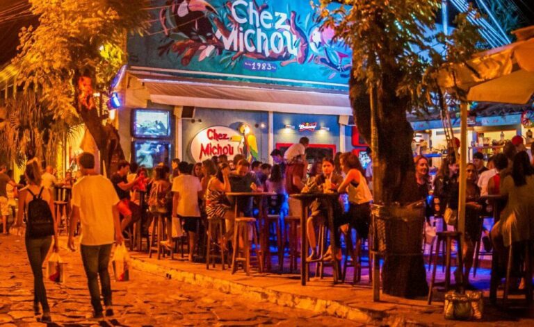 Noches Buzianas